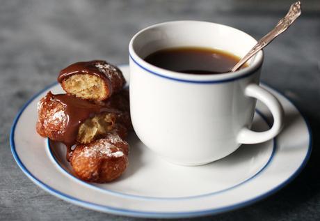 Spelt Flour Churros with Dark Chocolate Chile Sauce Spelt Churros with Chile Chocolate Sauce // www.WithTheGrains.com