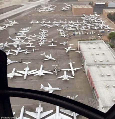 fight of the century - Floyd Mayweather beats Manny Pacquiao