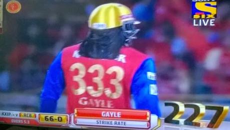 Chris Gayle on fire ............ dead ball striking spider cam cables !!!