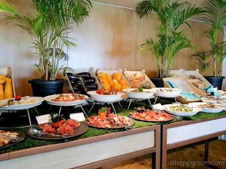 Sunday Garden Party at Shangri-La's Rasa Sentosa Resort & Spa