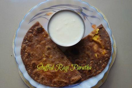 Stuffed Ragi Paratha for Babies and Kids