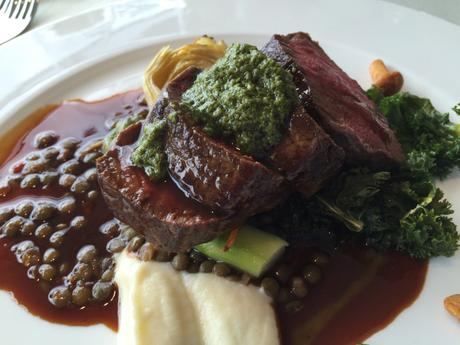 5thingstodotoday dines at the newly refurbished parade ring restaurant at Ascot racecourse