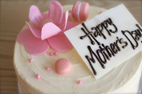 Celebrate Mother's Day With Specially Designed Cakes From Cake Avenue