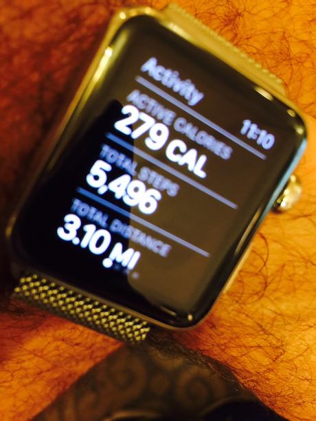 Apple Watch: I have one around my wrist (finally)!