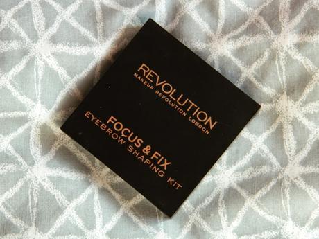 Review | Makeup Revolution Fix & Focus Brow Kit