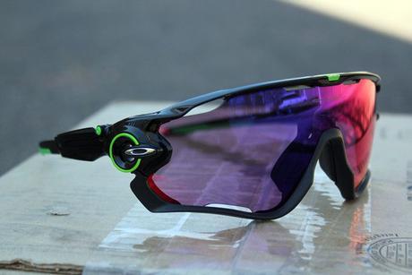 Oakley-jawbreaker-cycling-sunglasses