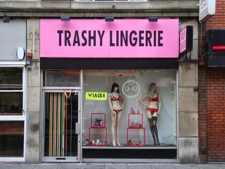 In & Around #London… Pink