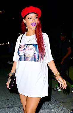 Rihanna Goes Bowling In NYC