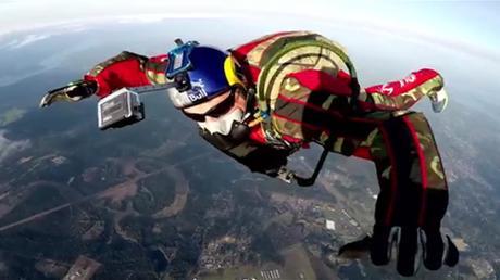 Skydiver Will Attempt 25,000-foot Drop Without a Parachute