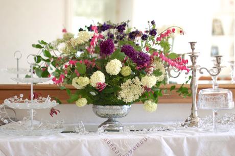 Spring-Urn-Arrangement