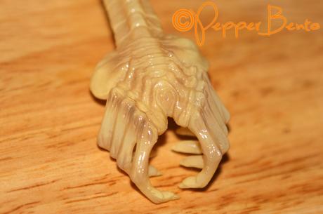 Kotobukiya Alien Facehugger Chopsticks CU