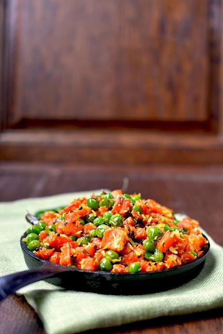 Fresh Green Peas & Carrot Curry with Coconut