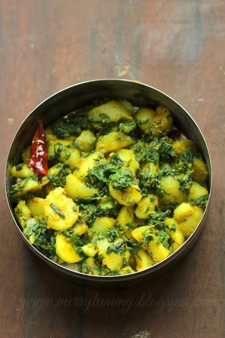 Aloo Palak (Potatoes Spinach Side) Restaurant Style: Dry Version