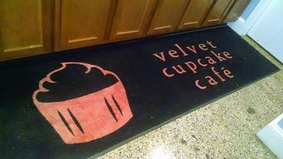 Cupcakery Review: The Velvet Cupcake Cafe, Columbia, MO