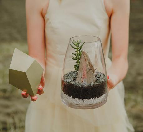 A Seaside Picnic Love Story . Modern Wedding Inspiration For The Unique Couple