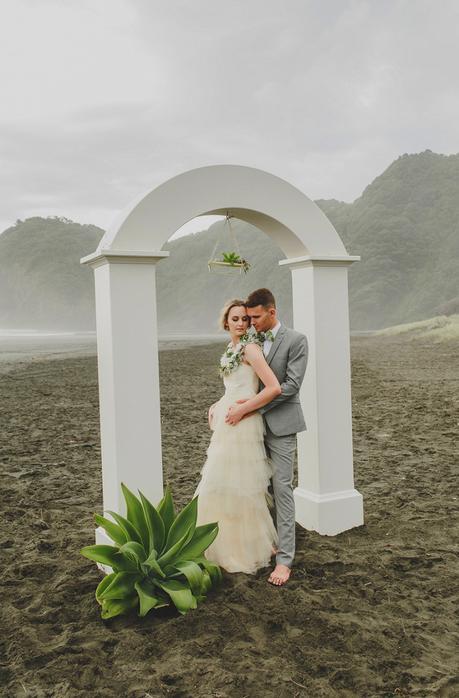 A Seaside Picnic Love Story . Modern Wedding Inspiration For The Unique Couple