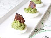 LCHF Breakfast Fanny Avocado Eggs with Bacon Sails