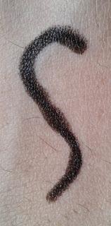 Patanjali Herbal Kajal Review & Swatches