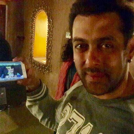 Salman Khan On Mobile App myntra
