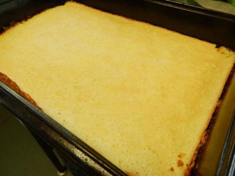 gluten free swiss roll simple tray cake golden finish