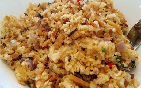 Fluffy No-Oil Rice Pilaf