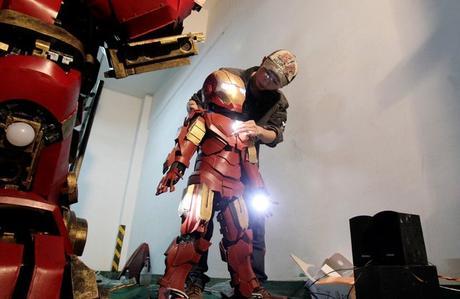 life-size-hulkbuster-4