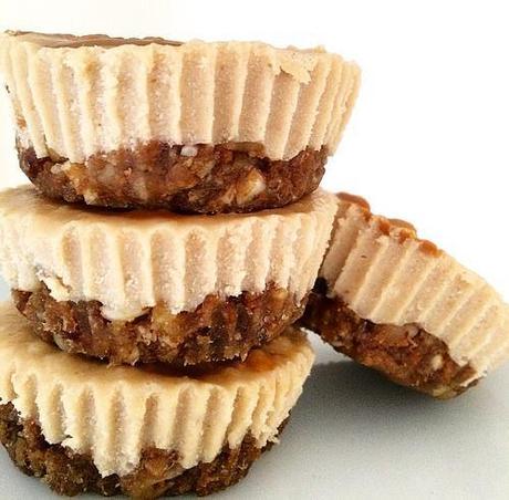 Friendly Fig - No-Bake Cookie Butter Cashew Cheesecakes