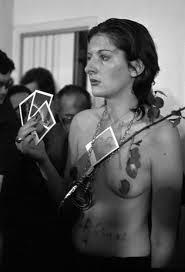 Rhythm 0 - Marina Abramovic