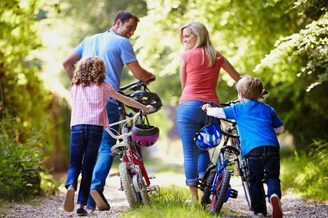 Sicily with Children. A complete guide for the best ideas and activities.