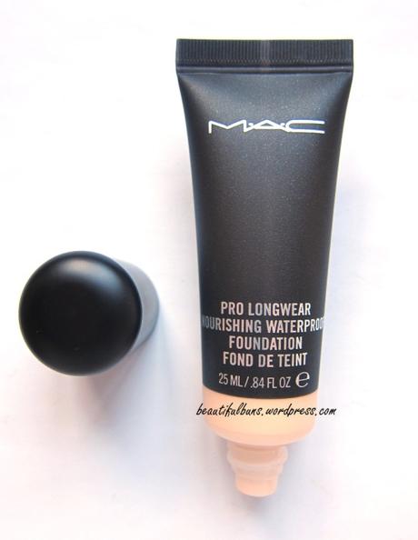 MAC Pro Longwear Nourishing Waterproof foundation (3)