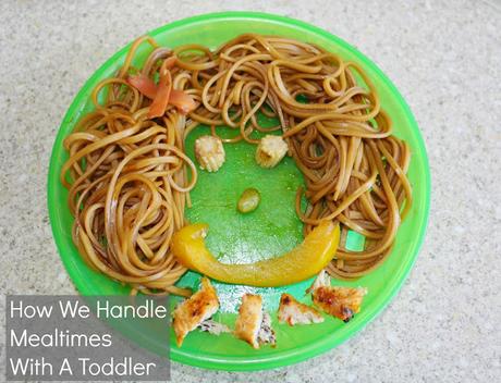 How We Handle Mealtimes With A Toddler
