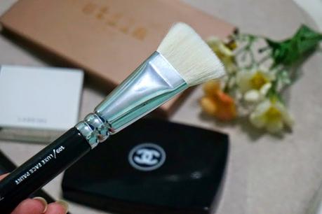 Zoeva 109 Face Paint Brush for contouring