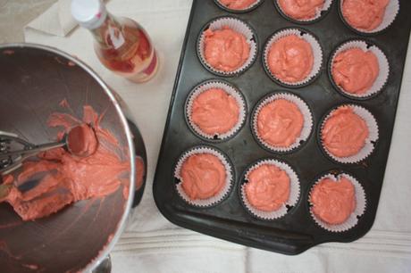Classic Vanilla Cupcakes + Summer Strawberry Lemonade Cupcakes 