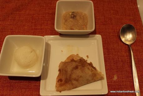 The desserts, Nutongurer Payesh, Patishapta and Rosogulla