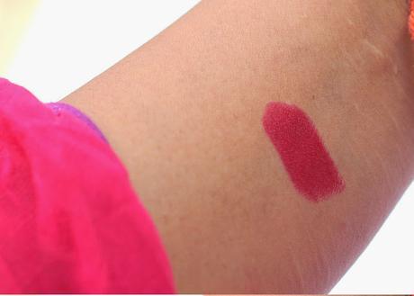 INCOLOR Lipstick No. 35 - A Bright Red Shade That Suits My Dusky Skintone Perfectly