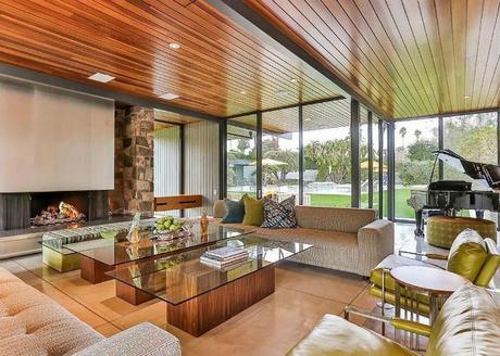 Leonardo DiCaprio in Palm Springs Leonardo di Caprio Palm Springs house