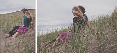 A chilled out engagement session on Piha Beach by CAPTURED by Keryn A chilled out engagement session on Piha Beach by CAPTURED by Keryn