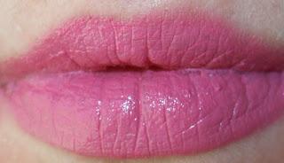 Cover Girl Outlast Longwear + Moisture Lipstick in Phantom Pink