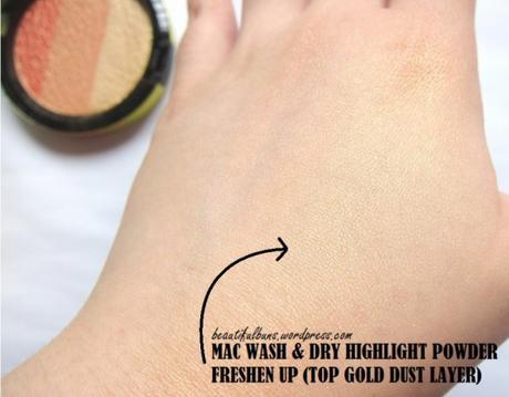 MAC Wash and Dry Highlight Powder Freshen Up (4)