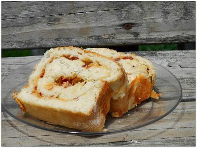 Cheddar bacon ranch bread