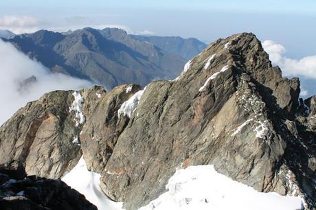 rwenzori trekking ruwenzori Margherita Peak 