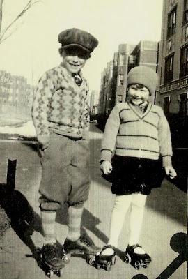 1920s Maybelline kids dress for the camera