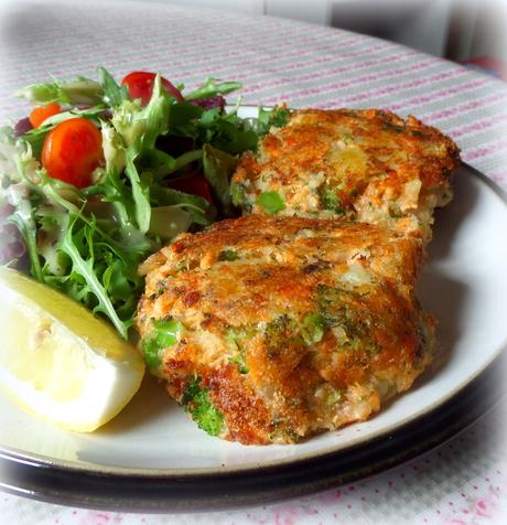 Salmon and Broccoli Fish Cakes - Paperblog