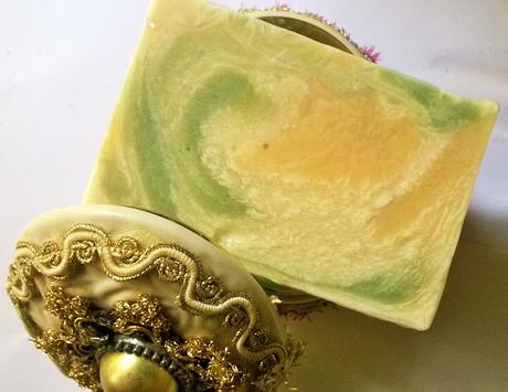 Ida Naturals Basil Turmeric Milk & Honey Natural Handmade Soap Review