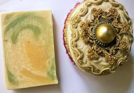 Ida Naturals Basil Turmeric Milk & Honey Natural Handmade Soap Review