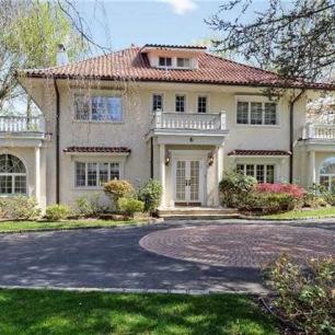 You Can Own The House Where Fitzgerald Wrote Gatsby