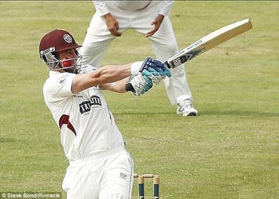 'long-stop' - strange fielding place .... Craig Kieswetter retires !!!