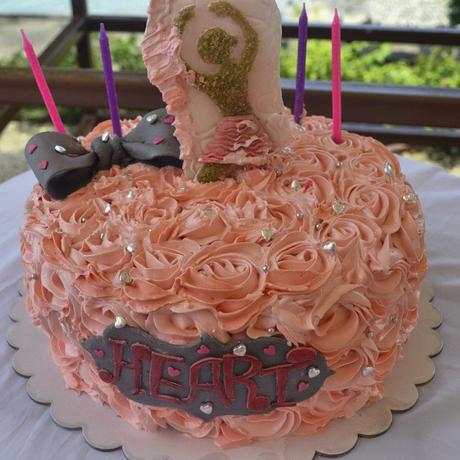 For Heart’s 11th #birthday, @chef_rachelb made this #ballerina inspired #cake! Again two thumbs up for this!