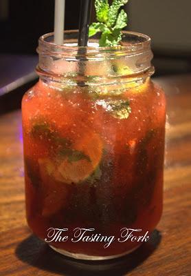 Hard Rock Cafe: 'Summer Of The Legends' Festival With Mason Jar Mojitos
And Delectable Food
