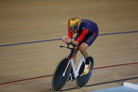 Bradley Wiggins Sets New Hour Record For Cycling